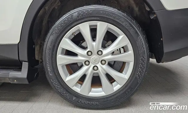 Toyota RAV4 2015 2.5 автомат (гидро), миниатюра 7 Toyota RAV4 2015 2.5 автомат (гидро), миниатюра 7