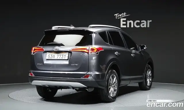 Toyota RAV4 2018 2.5 автомат (гидро), миниатюра 2 Toyota RAV4 2018 2.5 автомат (гидро), миниатюра 2