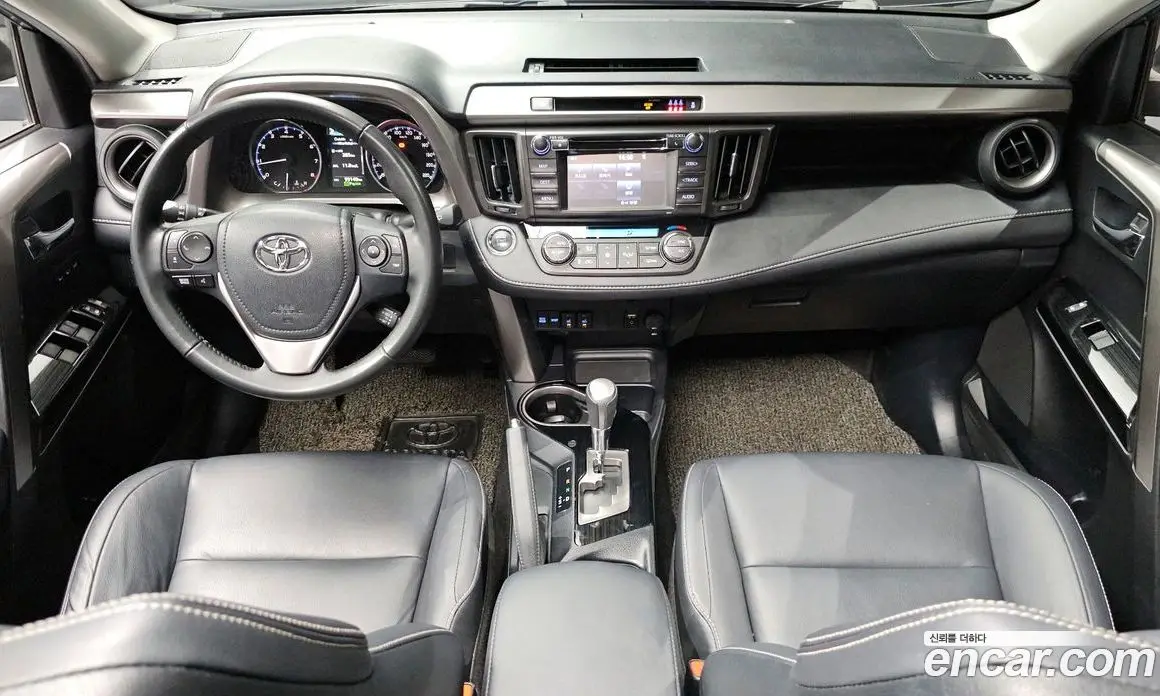 Toyota RAV4 2018 2.5 автомат (гидро), фото 10 Toyota RAV4 2018 2.5 автомат (гидро), фото 10