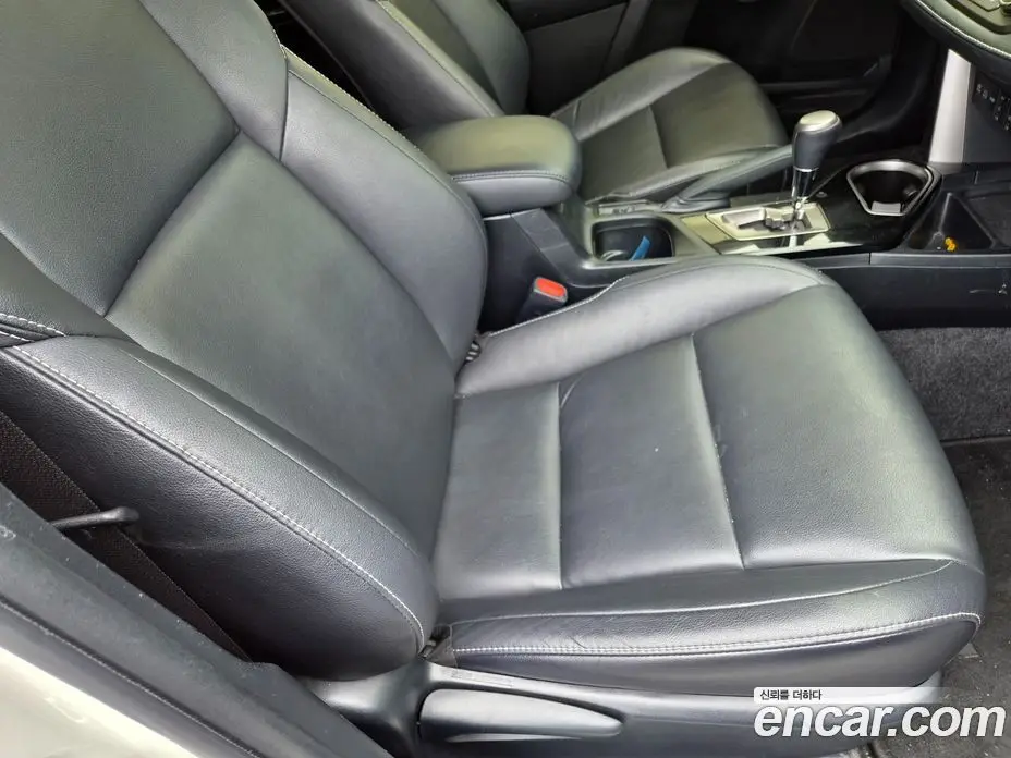 Toyota RAV4 2018 2.5 автомат (гидро), фото 11 Toyota RAV4 2018 2.5 автомат (гидро), фото 11