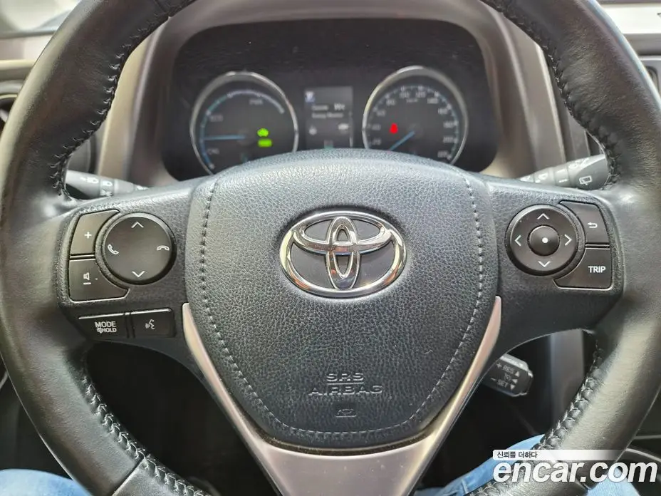 Toyota RAV4 2018 2.5 автомат (гидро), фото 13 Toyota RAV4 2018 2.5 автомат (гидро), фото 13