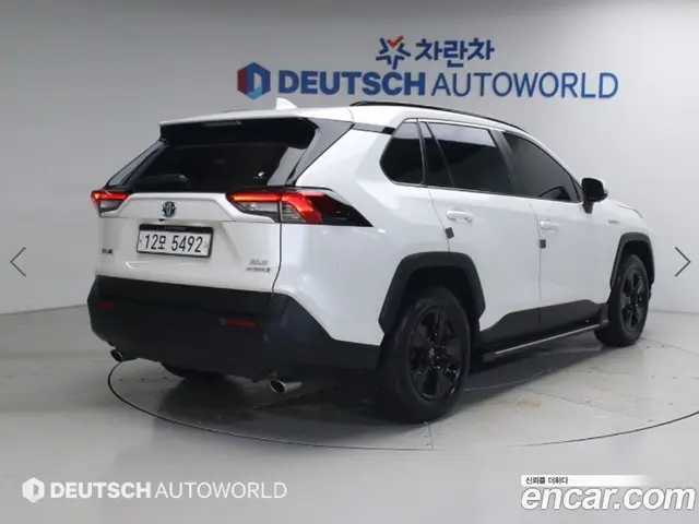 Toyota RAV4 2019 2.5 автомат (вариатор), миниатюра 2 Toyota RAV4 2019 2.5 автомат (вариатор), миниатюра 2