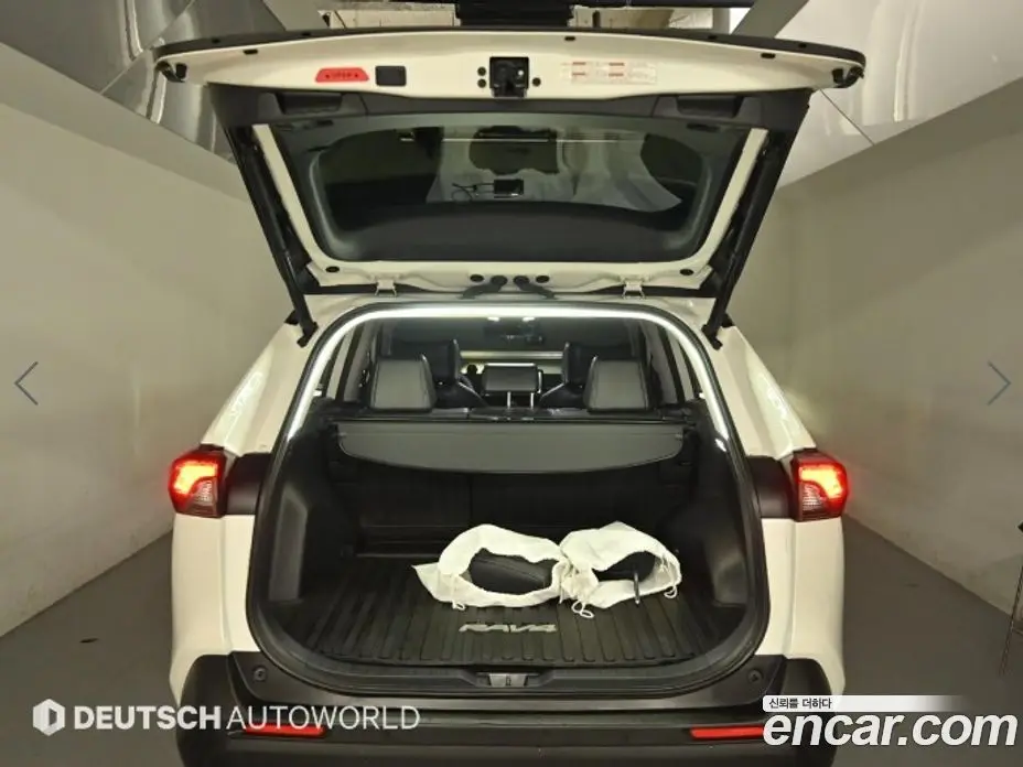 Toyota RAV4 2019 2.5 автомат (вариатор), фото 19 Toyota RAV4 2019 2.5 автомат (вариатор), фото 19