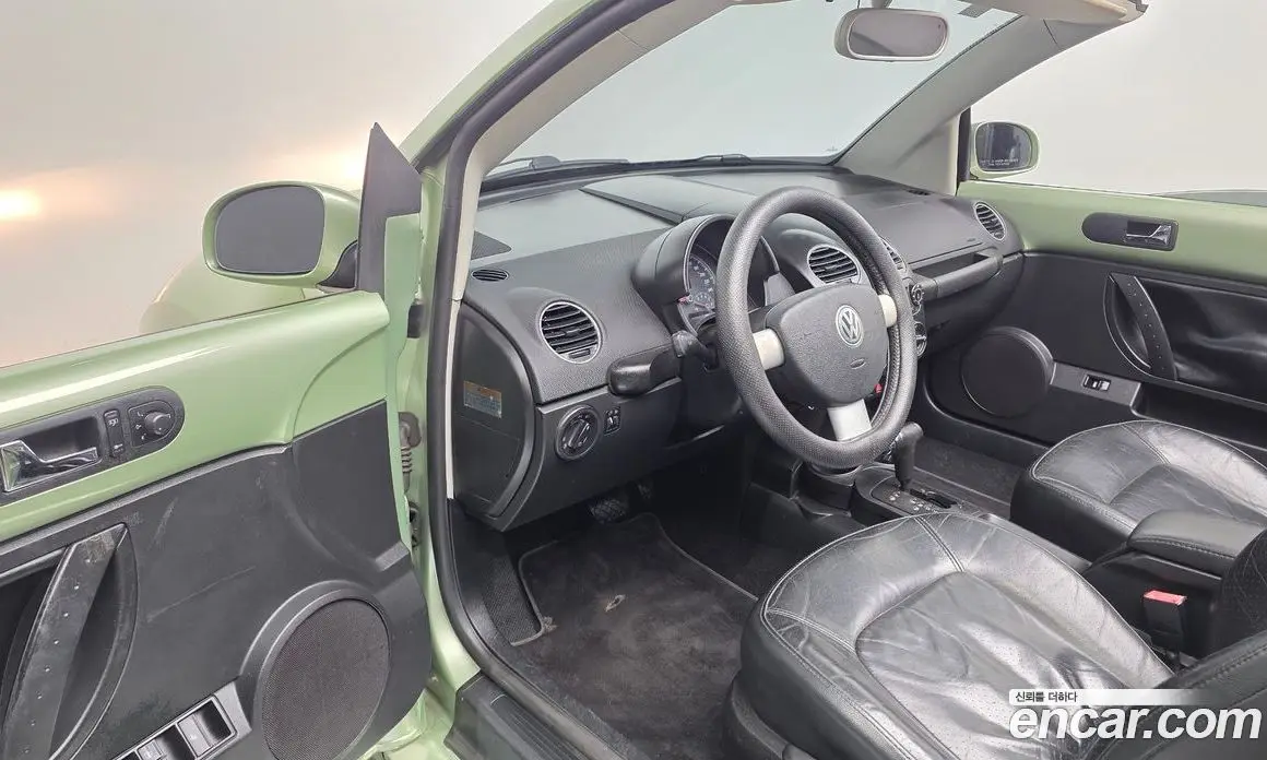 Volkswagen Beatle 2007 2.0 автомат (гидро), фото 10 Volkswagen Beatle 2007 2.0 автомат (гидро), фото 10