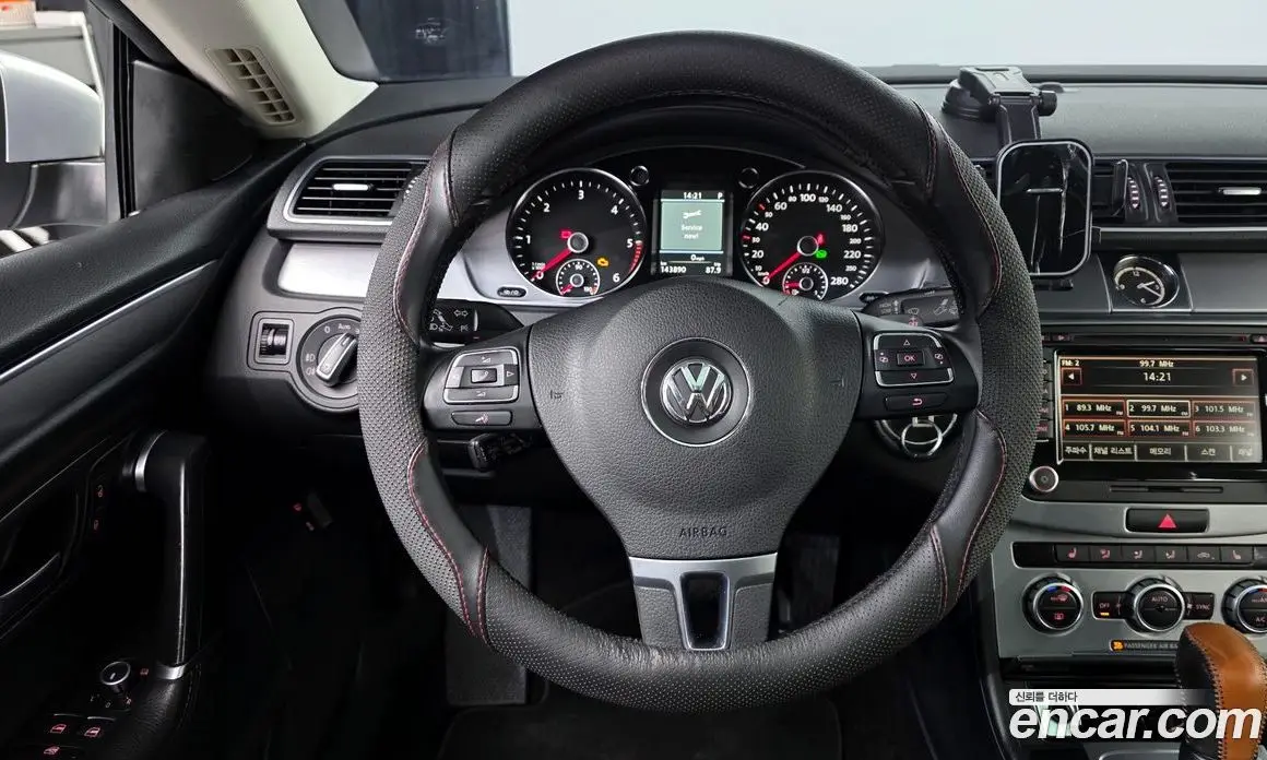Volkswagen CC 2013 2.0 автомат (гидро), фото 16 Volkswagen CC 2013 2.0 автомат (гидро), фото 16