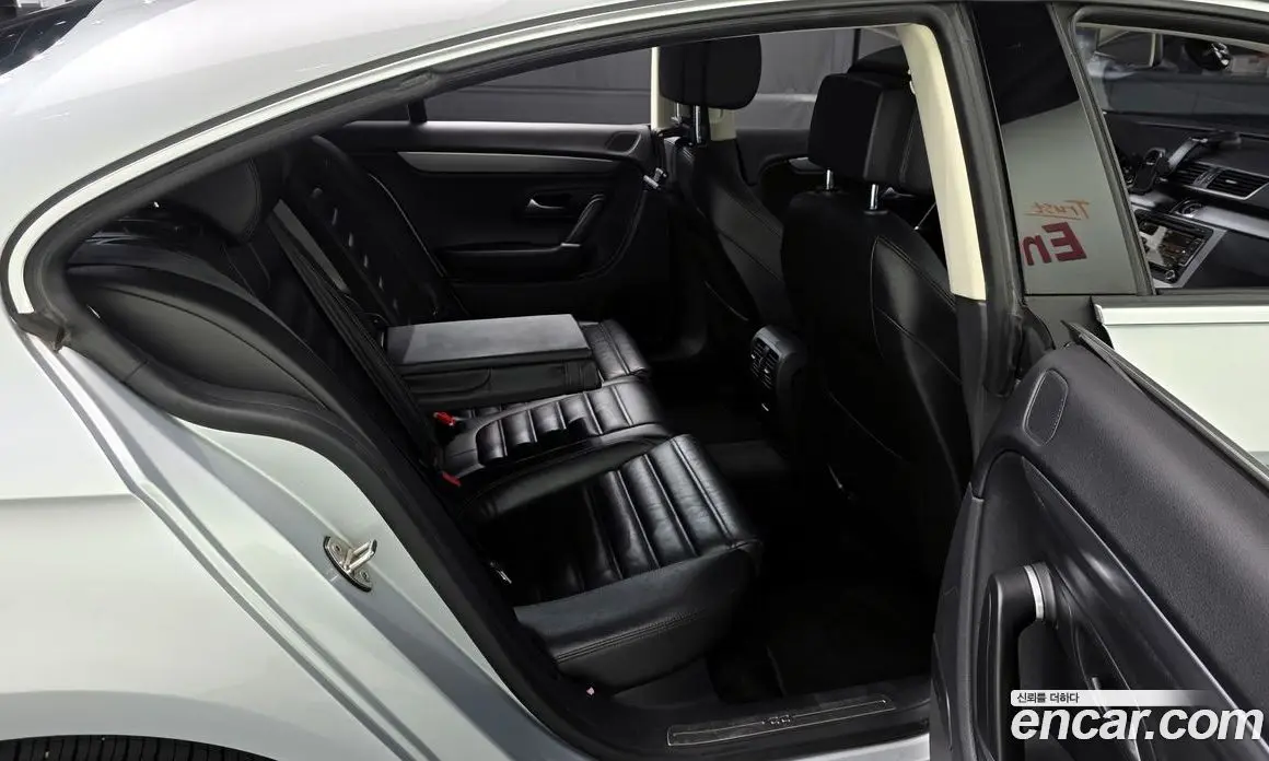 Volkswagen CC 2013 2.0 автомат (гидро), фото 20 Volkswagen CC 2013 2.0 автомат (гидро), фото 20