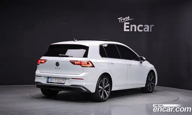 Volkswagen Golf, 2025, 8 733 км