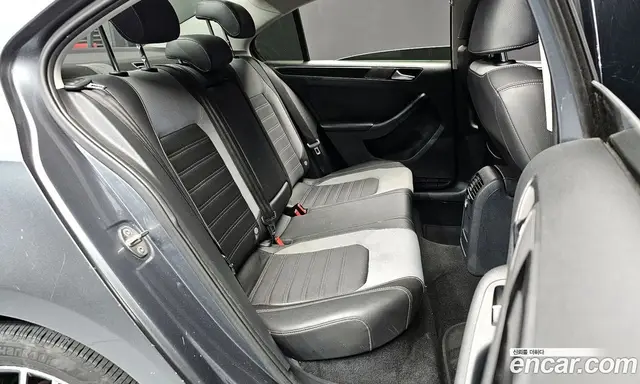 Volkswagen Jetta 2015 2.0 автомат (гидро), миниатюра 12