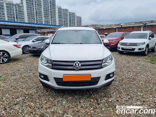 Volkswagen Tiguan 2016 2.0 автомат (гидро), миниатюра 2