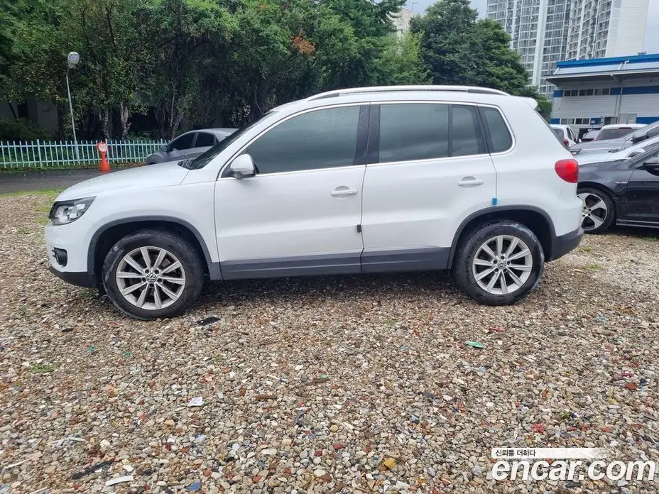 Volkswagen Tiguan 2016 2.0 автомат (гидро), фото 4