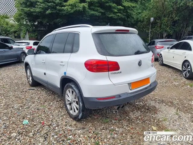 Volkswagen Tiguan 2016 2.0 автомат (гидро), миниатюра 5