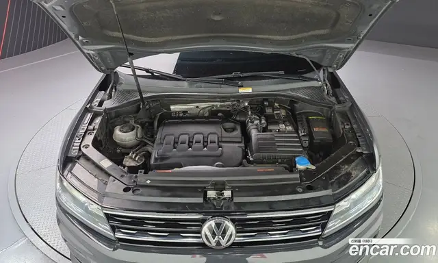 Volkswagen Tiguan 2018 2.0 автомат (гидро), миниатюра 6 Volkswagen Tiguan 2018 2.0 автомат (гидро), миниатюра 6