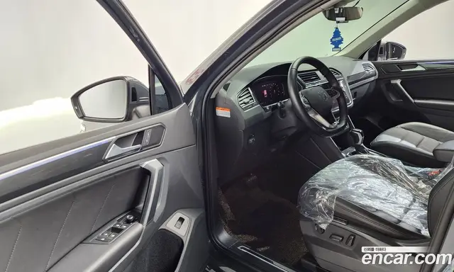 Volkswagen Tiguan 2021 2.0 автомат (гидро), миниатюра 10