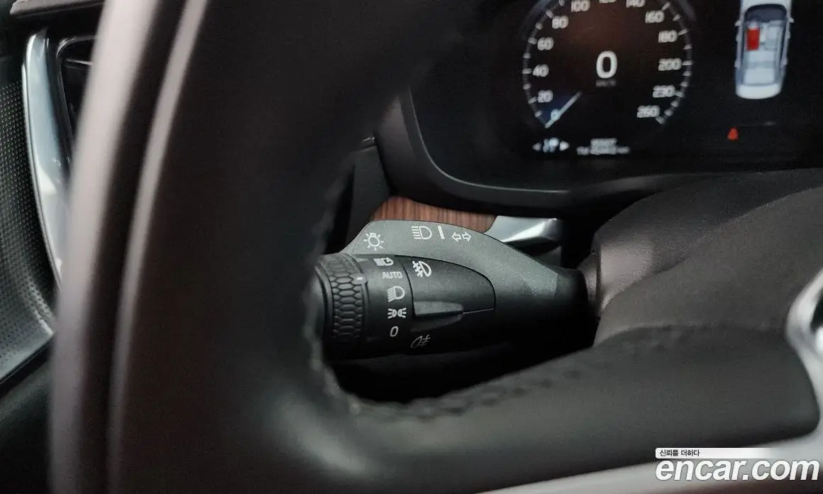 Volvo S60 2021 2.0 автомат (гидро), фото 30 Volvo S60 2021 2.0 автомат (гидро), фото 30