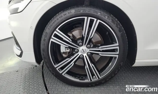 Volvo S60 2021 2.0 автомат (гидро), миниатюра 5 Volvo S60 2021 2.0 автомат (гидро), миниатюра 5