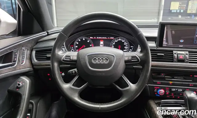 Audi A6 2018 2.0 автомат (гидро), миниатюра 12