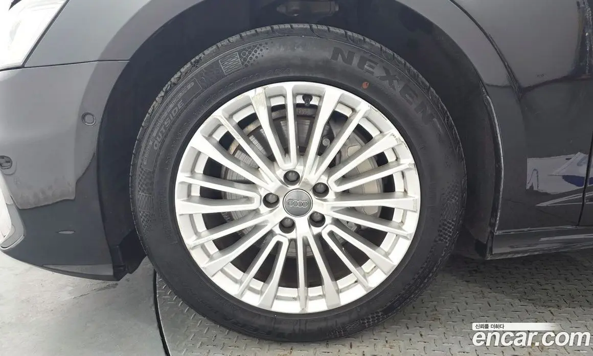 Audi A6 2019 2.0 автомат (гидро), фото 5 Audi A6 2019 2.0 автомат (гидро), фото 5