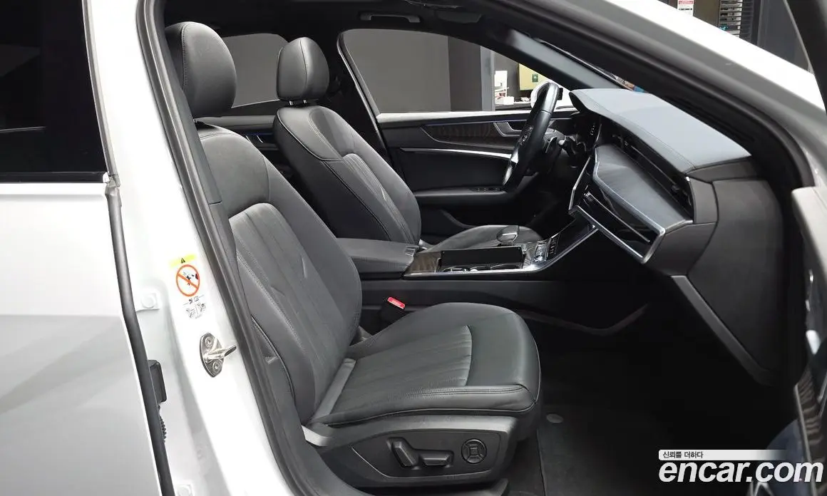 Audi A6 2021 2.0 автомат (гидро), фото 11 Audi A6 2021 2.0 автомат (гидро), фото 11