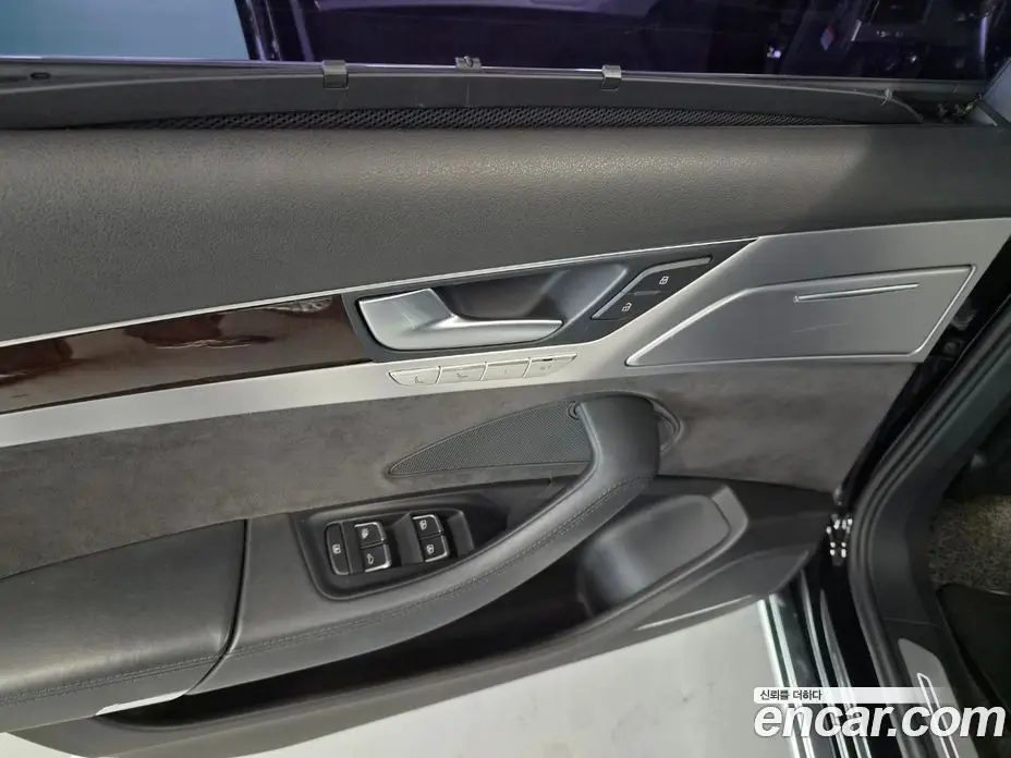 Audi A8 2015 4.1 автомат (гидро), фото 10 Audi A8 2015 4.1 автомат (гидро), фото 10