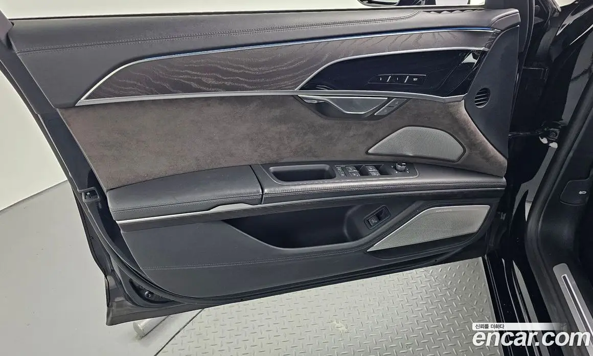 Audi A8 2021 4.0 автомат (гидро), фото 14 Audi A8 2021 4.0 автомат (гидро), фото 14