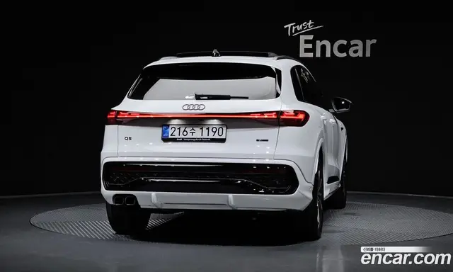 Audi Q5 2025 2.0 автомат (гидро), миниатюра 4 Audi Q5 2025 2.0 автомат (гидро), миниатюра 4