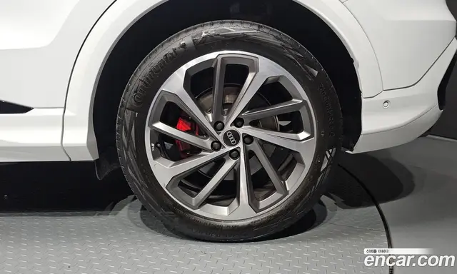 Audi Q5 2025 2.0 автомат (гидро), миниатюра 7 Audi Q5 2025 2.0 автомат (гидро), миниатюра 7