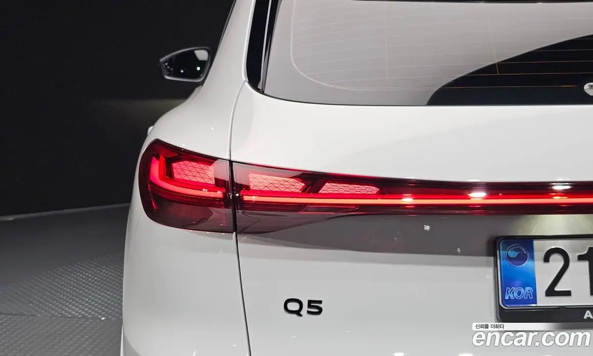 Audi Q5 2025 2.0 автомат (гидро), фото 9 Audi Q5 2025 2.0 автомат (гидро), фото 9