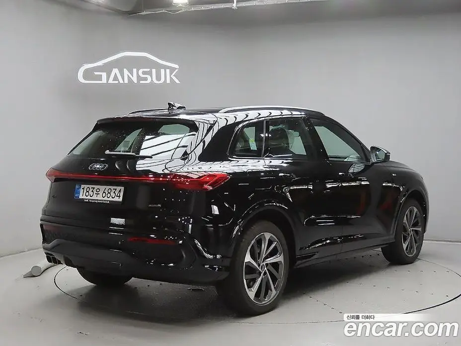 Audi Q5 2025 2.0 автомат (гидро), фото 4 Audi Q5 2025 2.0 автомат (гидро), фото 4