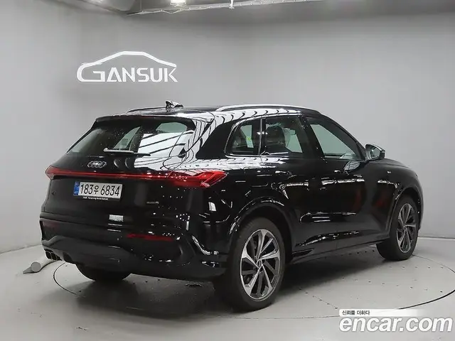 Audi Q5 2025 2.0 автомат (гидро), миниатюра 4 Audi Q5 2025 2.0 автомат (гидро), миниатюра 4