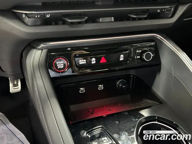 Audi Q5 2025 2.0 автомат (гидро), миниатюра 7