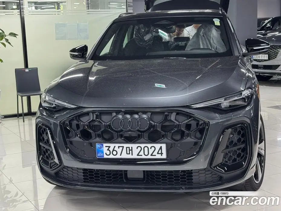 Audi Q5 2025 2.0 автомат (гидро), фото 1 Audi Q5 2025 2.0 автомат (гидро), фото 1