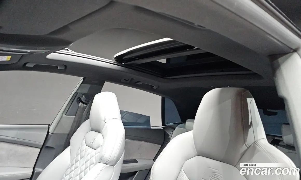 Audi Q8 2022 3.0 автомат (гидро), фото 18 Audi Q8 2022 3.0 автомат (гидро), фото 18