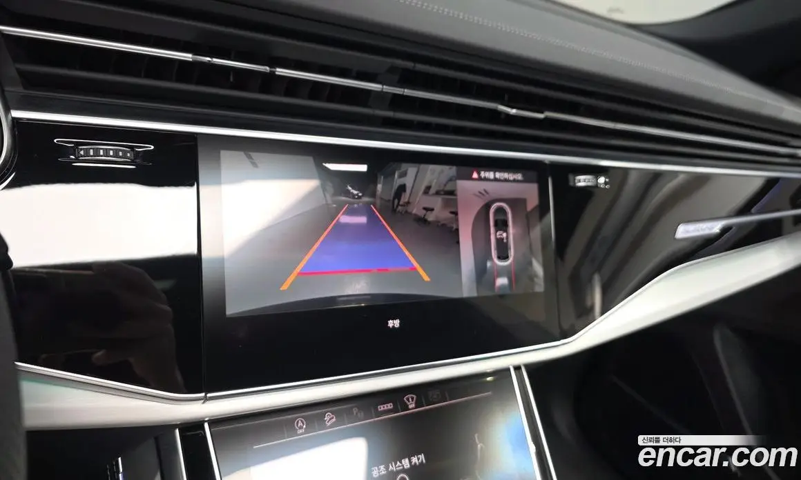 Audi Q8 2024 3.0 автомат (гидро), фото 14 Audi Q8 2024 3.0 автомат (гидро), фото 14