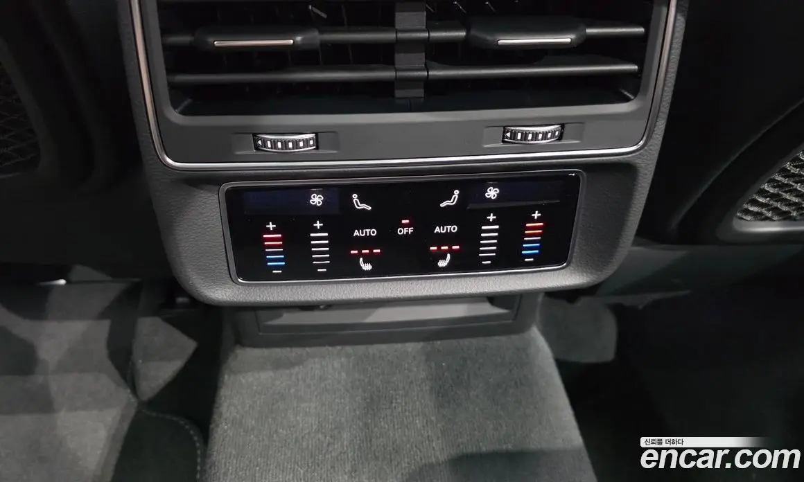Audi Q8 2024 3.0 автомат (гидро), фото 19 Audi Q8 2024 3.0 автомат (гидро), фото 19