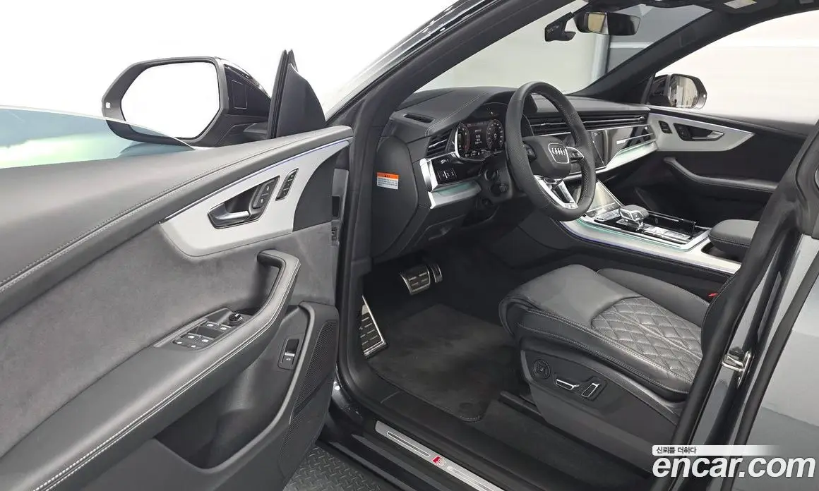 Audi Q8 2024 3.0 автомат (гидро), фото 10 Audi Q8 2024 3.0 автомат (гидро), фото 10
