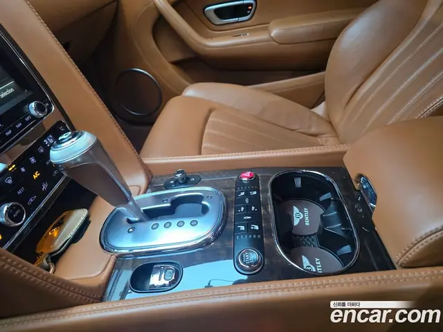 Bentley Continental 2014 4.0 автомат (гидро), миниатюра 8 Bentley Continental 2014 4.0 автомат (гидро), миниатюра 8