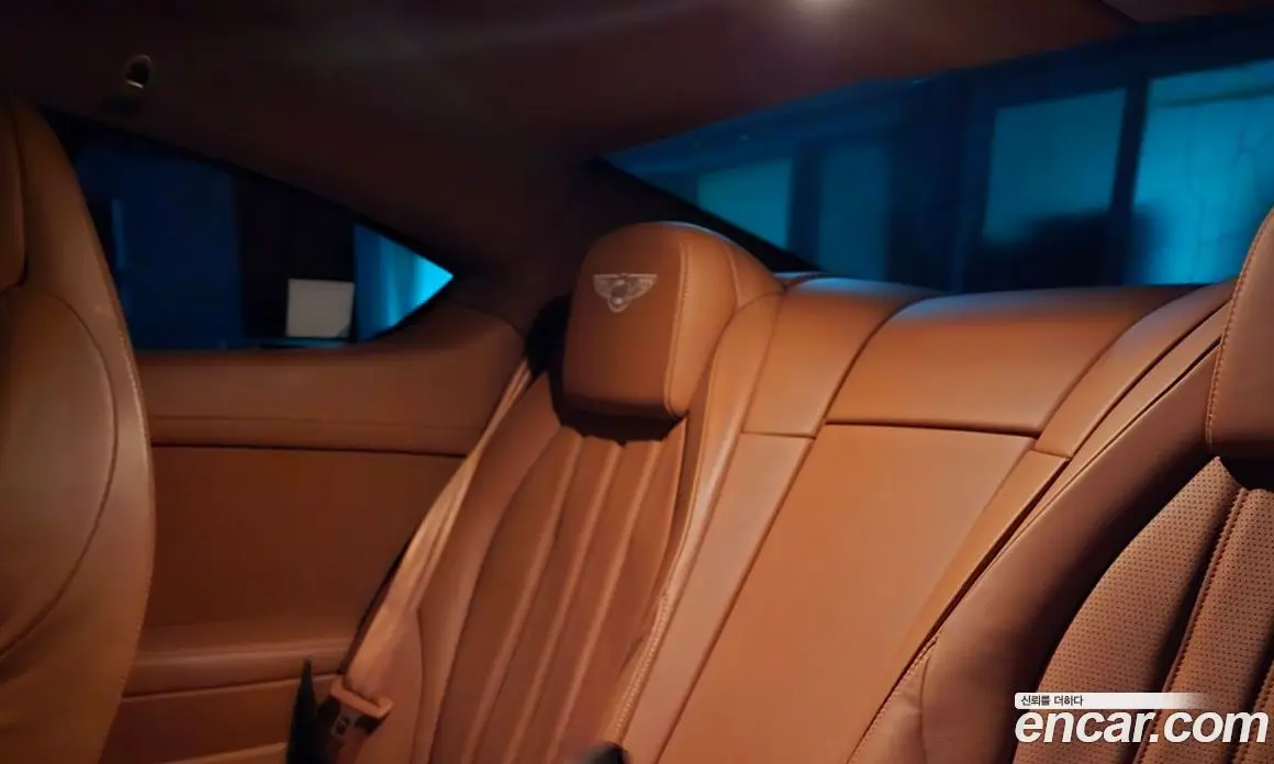 Bentley Continental 2014 4.0 автомат (гидро), фото 10 Bentley Continental 2014 4.0 автомат (гидро), фото 10