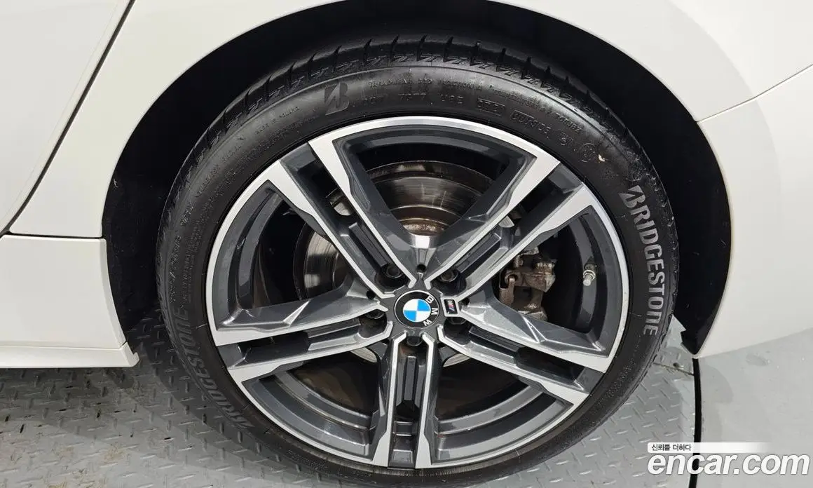 BMW 1 серия 2021 2.0 автомат (гидро), фото 5 BMW 1 серия 2021 2.0 автомат (гидро), фото 5
