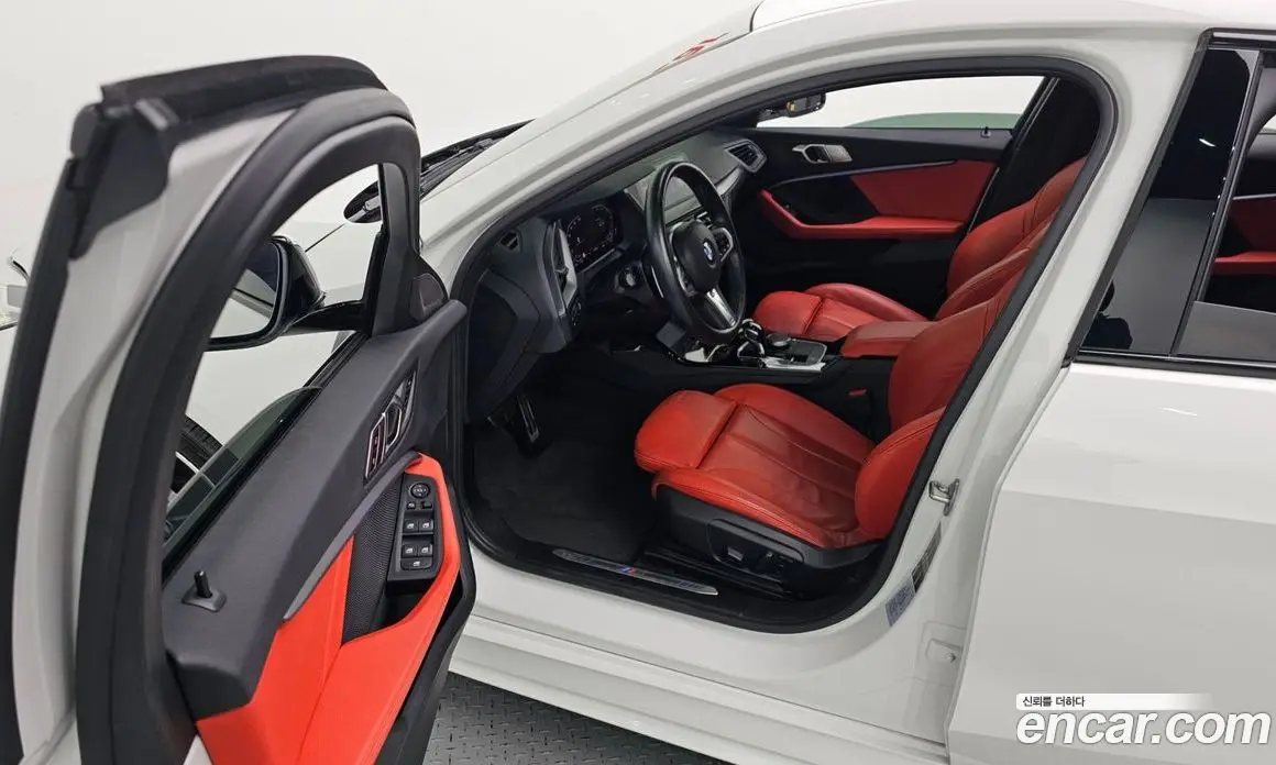 BMW 1 серия 2021 2.0 автомат (гидро), фото 10 BMW 1 серия 2021 2.0 автомат (гидро), фото 10