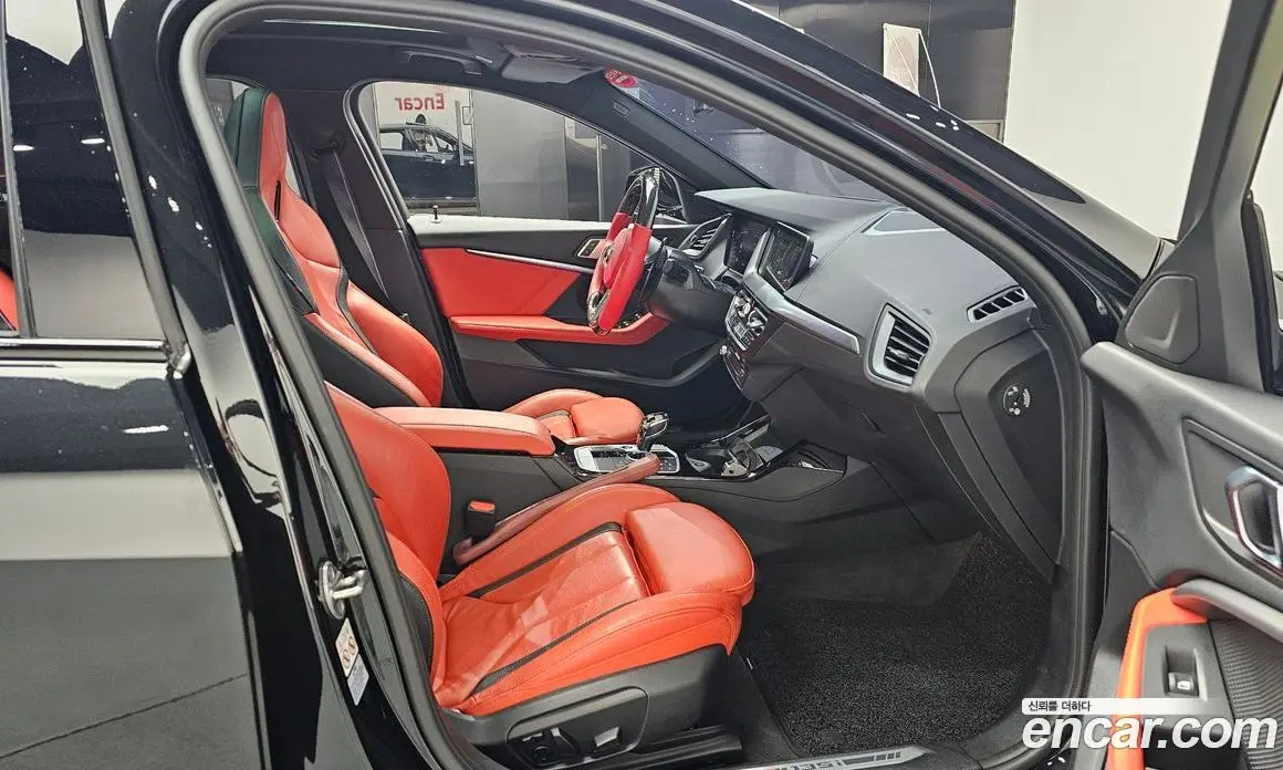 BMW 1 серия 2022 2.0 автомат (гидро), фото 16 BMW 1 серия 2022 2.0 автомат (гидро), фото 16