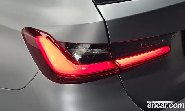 BMW 3 серия 2025 3.0 автомат (гидро), миниатюра 9 BMW 3 серия 2025 3.0 автомат (гидро), миниатюра 9