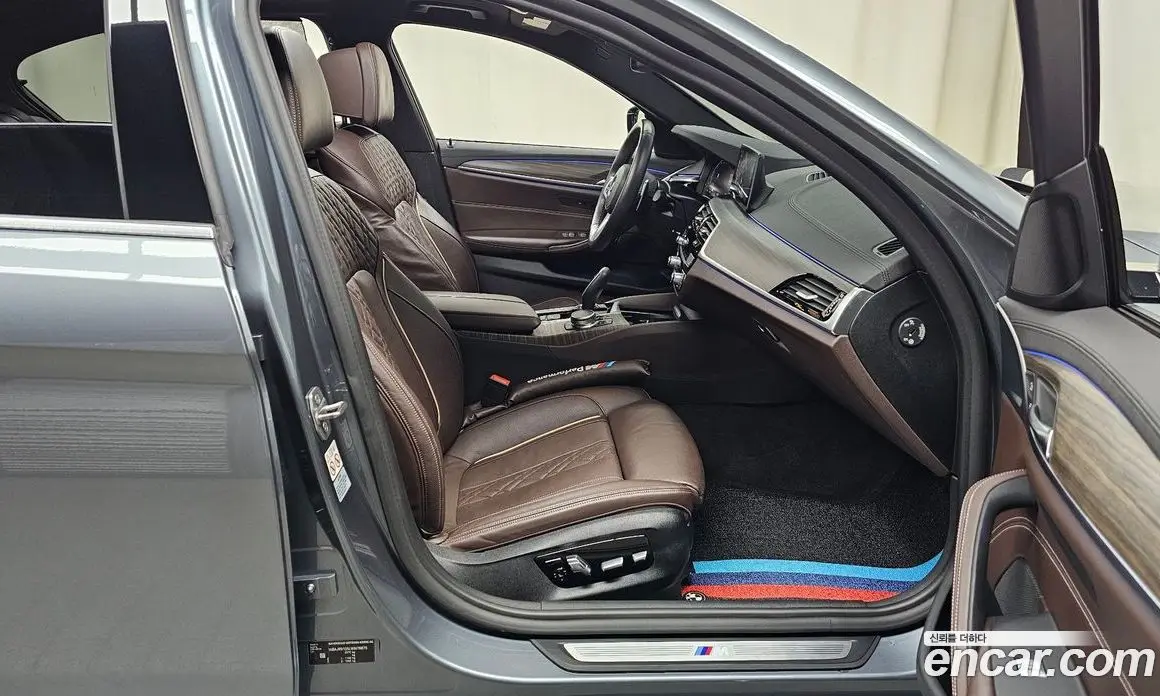 BMW 5 серия 2020 2.0 автомат (гидро), фото 15 BMW 5 серия 2020 2.0 автомат (гидро), фото 15