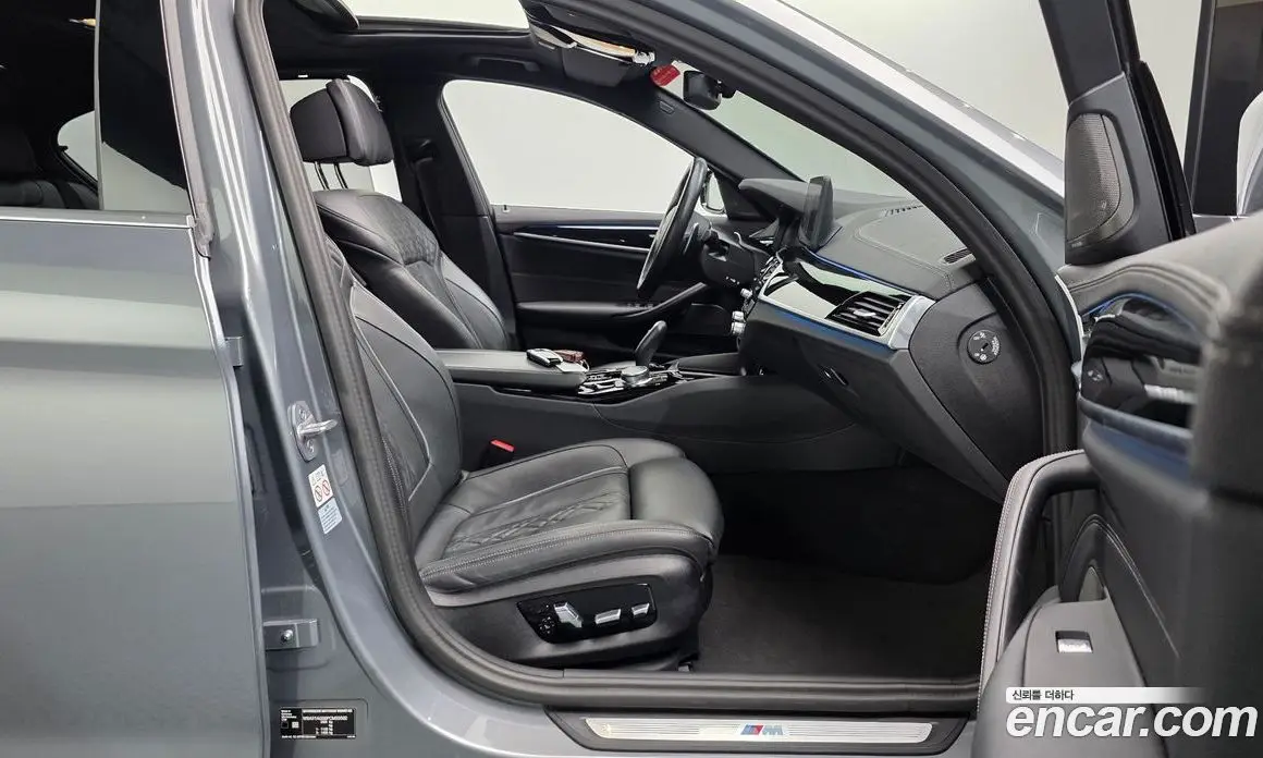 BMW 5 серия 2023 2.0 автомат (гидро), фото 15 BMW 5 серия 2023 2.0 автомат (гидро), фото 15