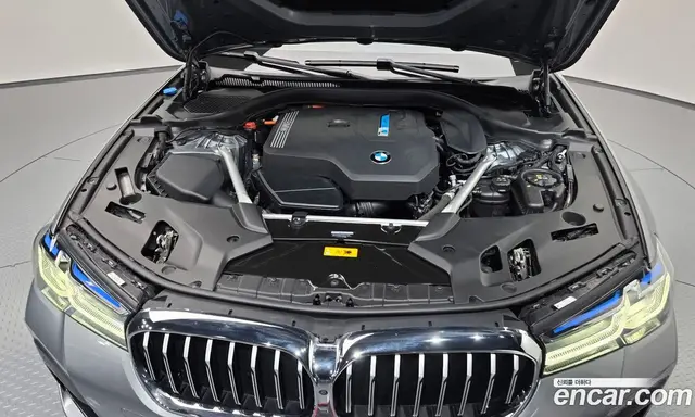 BMW 5 серия 2023 2.0 автомат (гидро), миниатюра 5 BMW 5 серия 2023 2.0 автомат (гидро), миниатюра 5