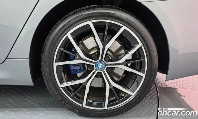 BMW 5 серия 2023 2.0 автомат (гидро), миниатюра 6 BMW 5 серия 2023 2.0 автомат (гидро), миниатюра 6
