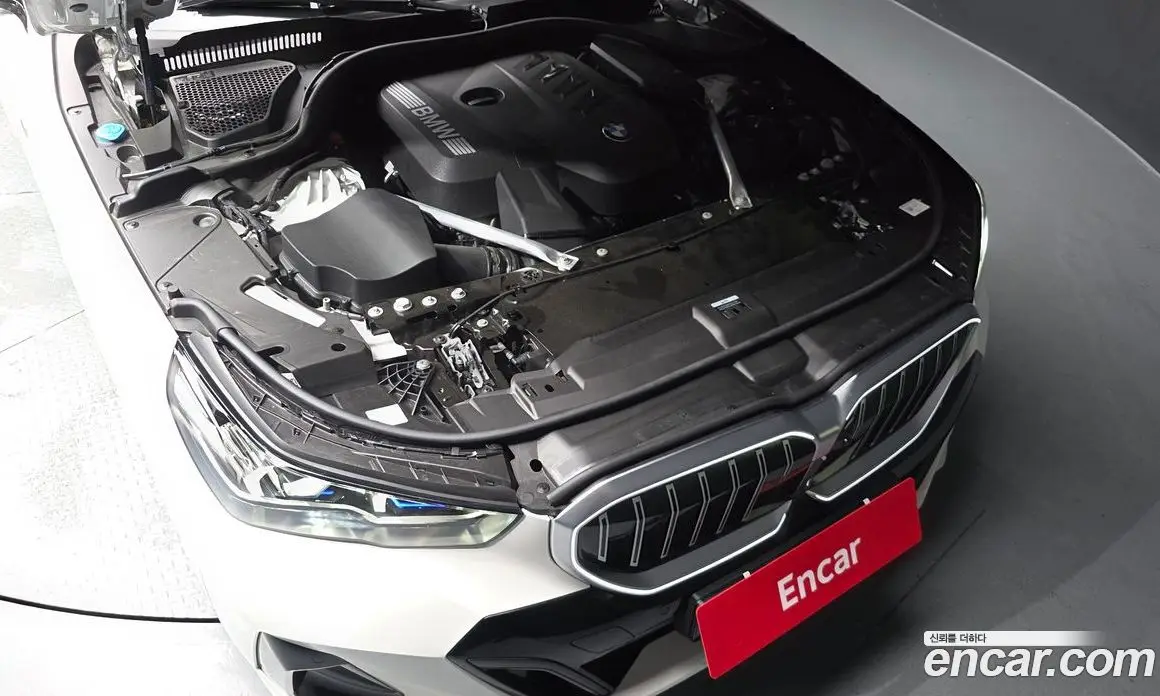 BMW 5 серия 2025 2.0 автомат (гидро), фото 6