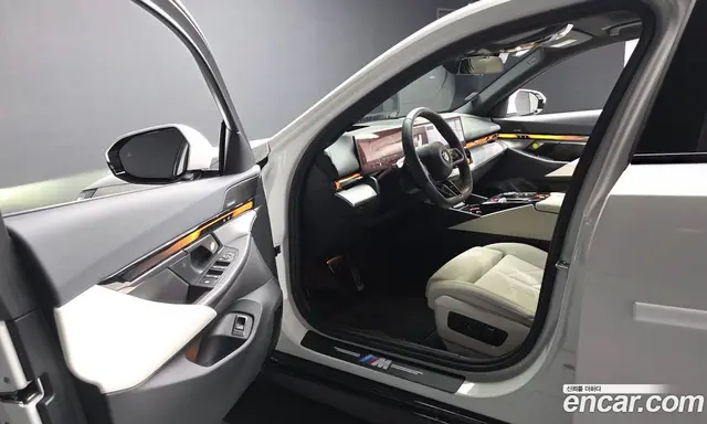 BMW 5 серия 2025 2.0 автомат (гидро), миниатюра 10
