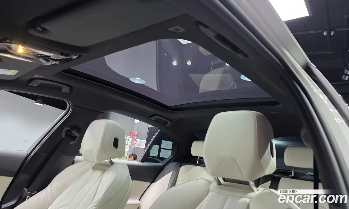 BMW 5 серия 2025 2.0 автомат (гидро), фото 26