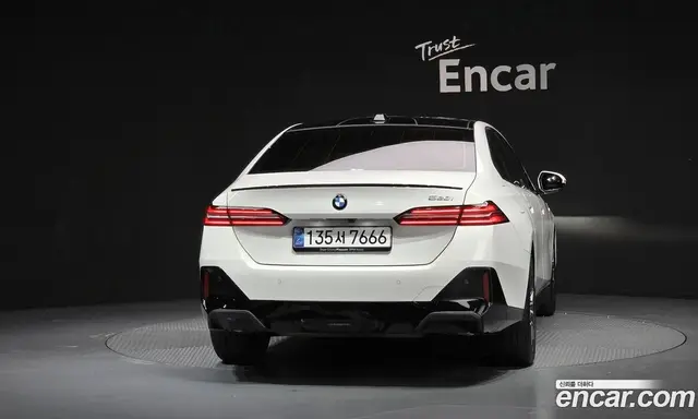 BMW 5 серия 2025 2.0 автомат (гидро), миниатюра 4