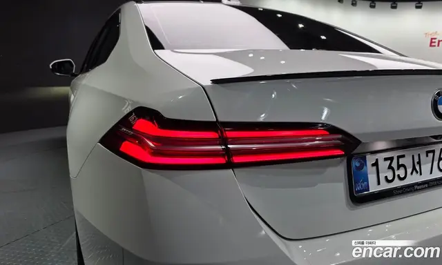 BMW 5 серия 2025 2.0 автомат (гидро), миниатюра 9